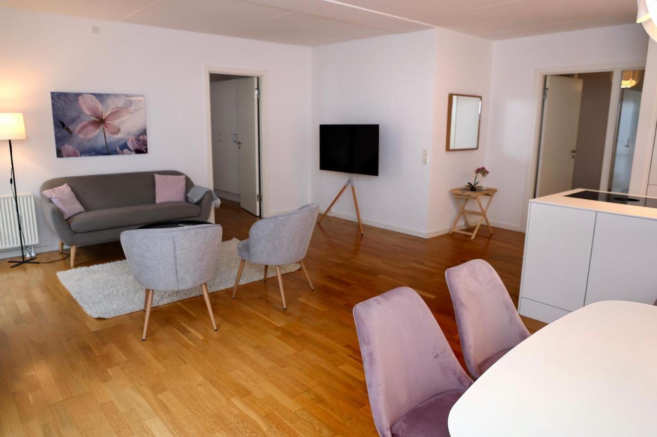 Scandi-Hygge 2 Bedroom Apartment In Charming Christianshavn Copenhagen Exterior photo