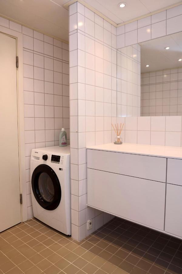 Scandi-Hygge 2 Bedroom Apartment In Charming Christianshavn Copenhagen Exterior photo